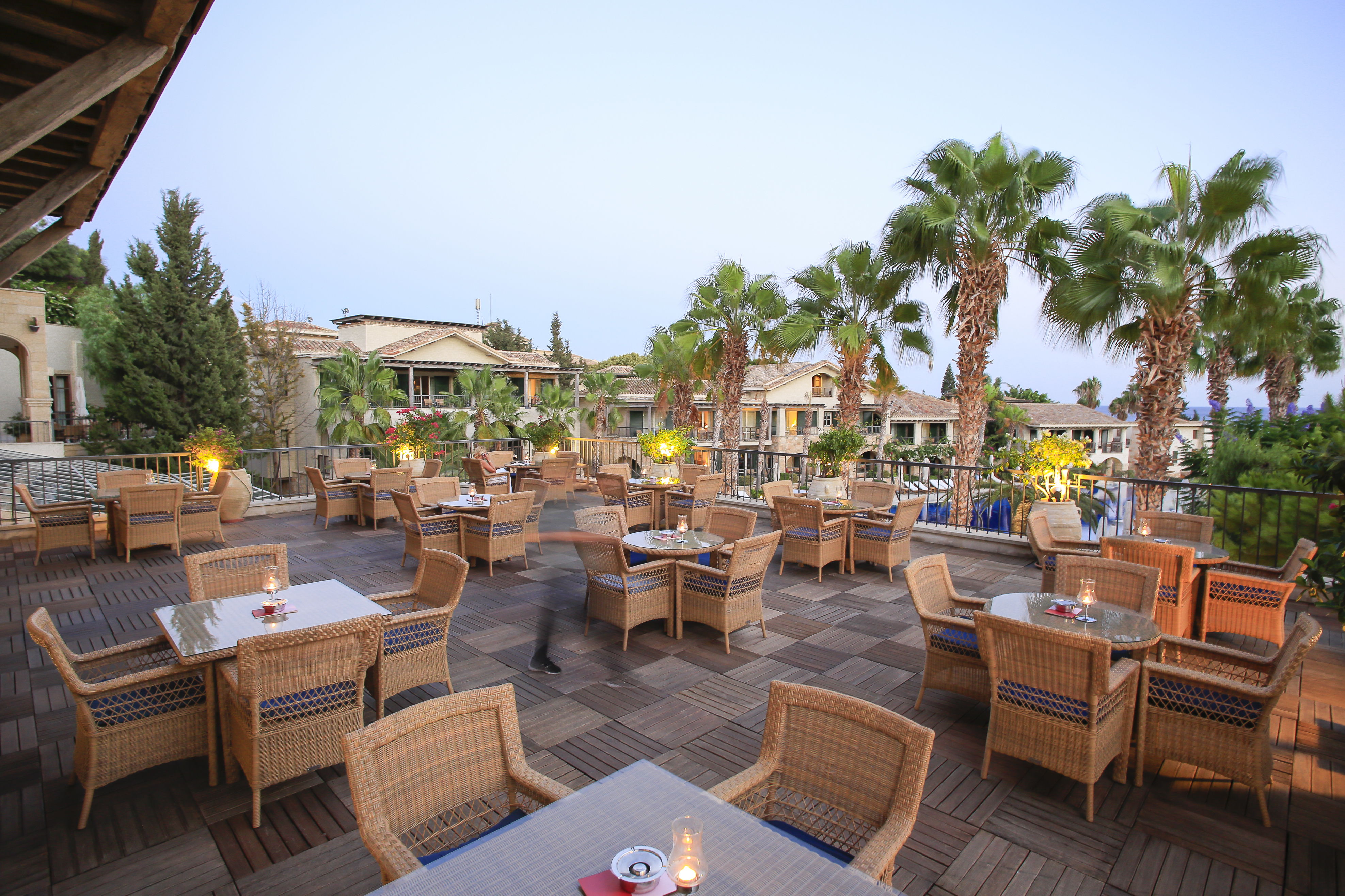 Book your wedding day in Columbia Beach Resort, an SLH Hotel